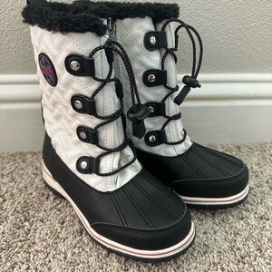 Girls Totes Winter Boot SZ 1